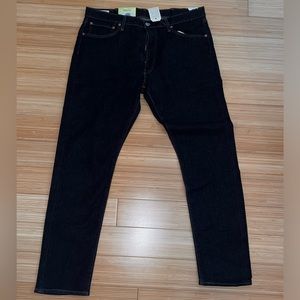 512tm Slim Taper Levi’s men jeans brand new with tag never worn